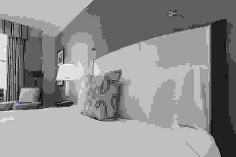 White Bed Clothes